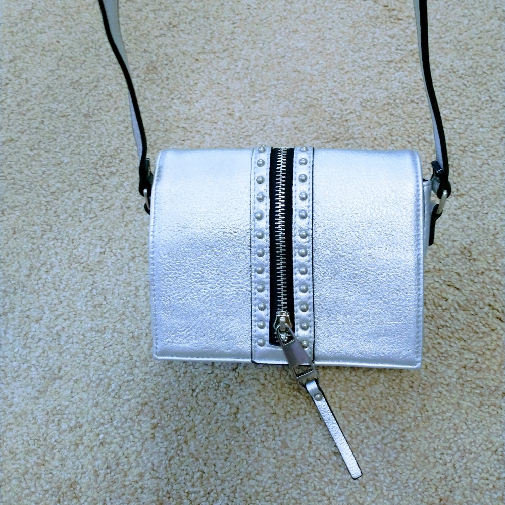 MADDEN GIRL Crossbody Bag - Picture 7 of 13